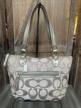 Coach Poppy Metallic Pink Outline Hallie Tote Purse Shoulder Bag #M1220-23473